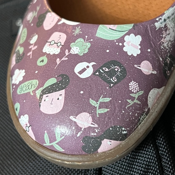 Shoes Art from The Art Company Mary Janes Purple Size 38 Round Heels Pink Faces - Picture 3 of 9